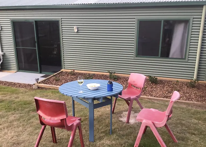 Cabin In The Tasmanian Bush - Tranquility!
